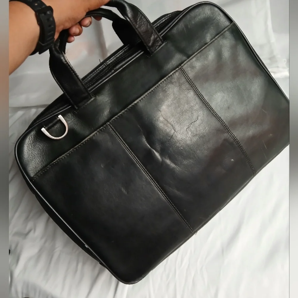 Kenneth Cole Reaction Men's Black Leather Bag